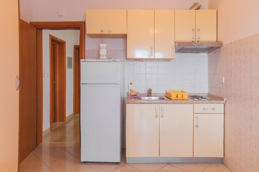 Apartments Dada Omiš Cameră foto