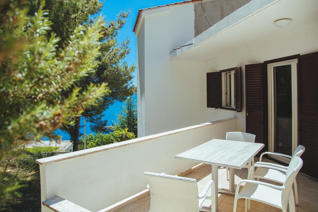 Apartments Dada Omiš Cameră foto
