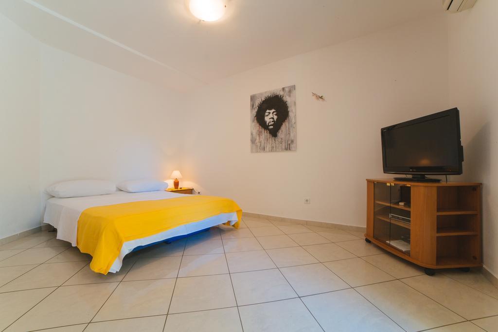 Apartments Dada Omiš Cameră foto